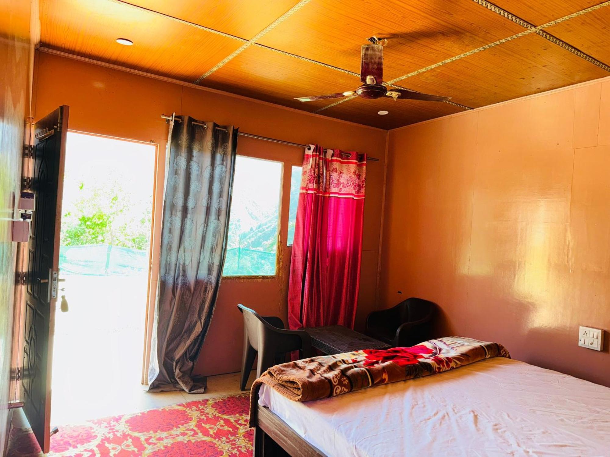 Chakrata Heights Resort Kaliana Exteriör bild